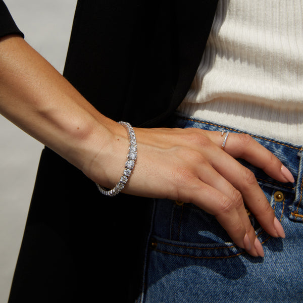 Lab Grown Diamond Graduated Modern Tennis Bracelet