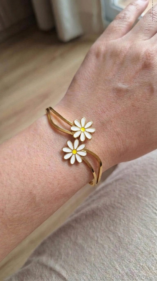 Flower Kada Bracelet