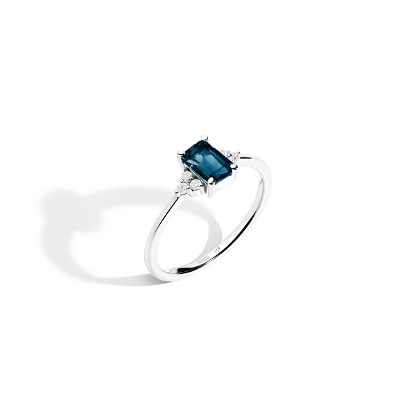 Vintage-Inspired Emerald Cut Ring