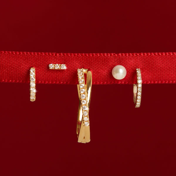 Mini Diamond Bar Earring