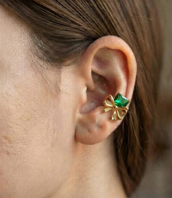 Emerald Bow Ear Cuff